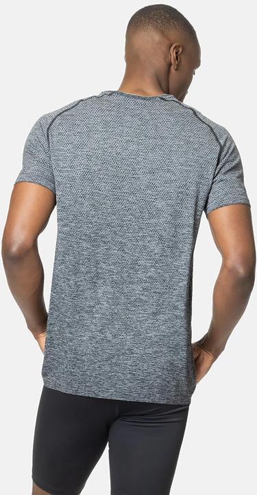 Actual product image Odlo Essentials (S)