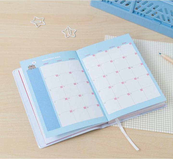 Actual product image Pusheen Calendar