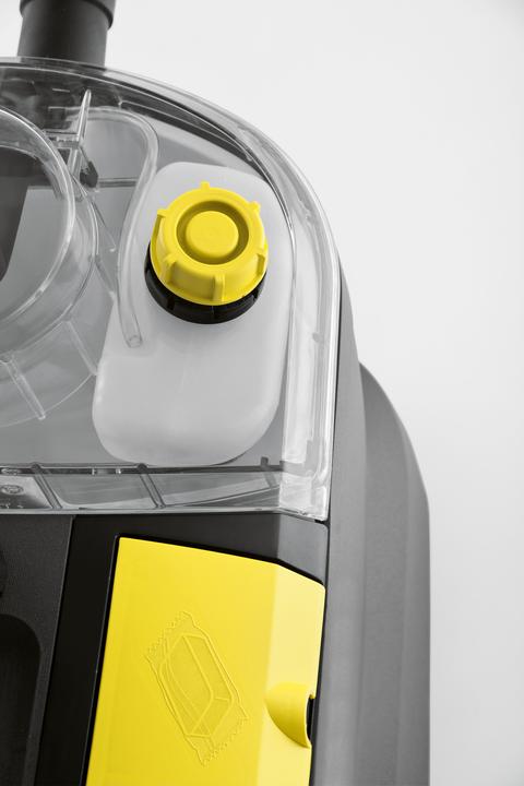 Actual product image Kärcher Puzzi 10/2 Adv (Wet dry vacuum cleaner)