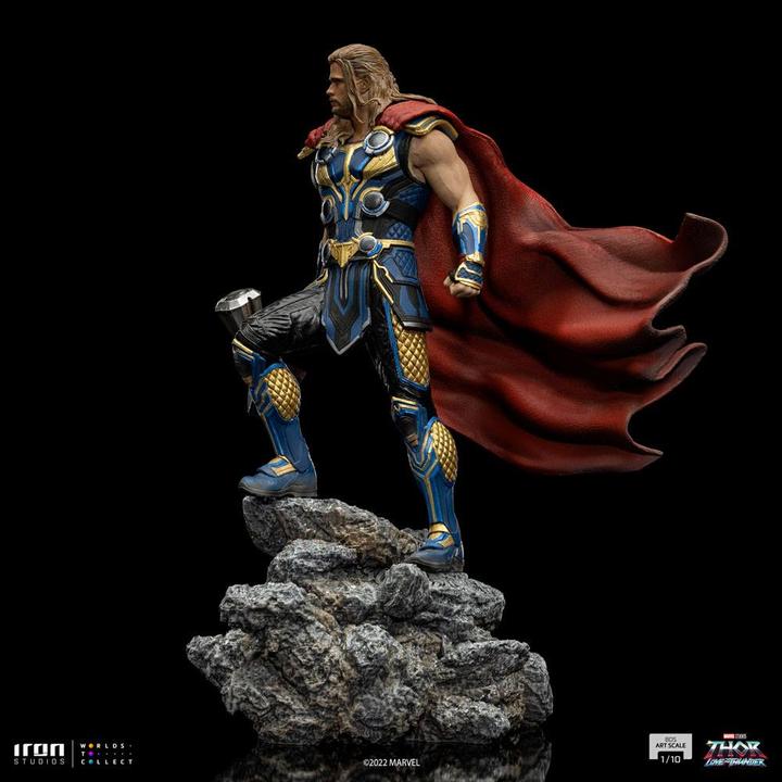Actual product image Iron Studios Marvel: Thor Love and Thunder - Thor 1:10 Scale Statue