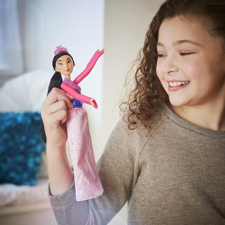 Produktbild Hasbro Puppe Schimmerglanz Mulan
