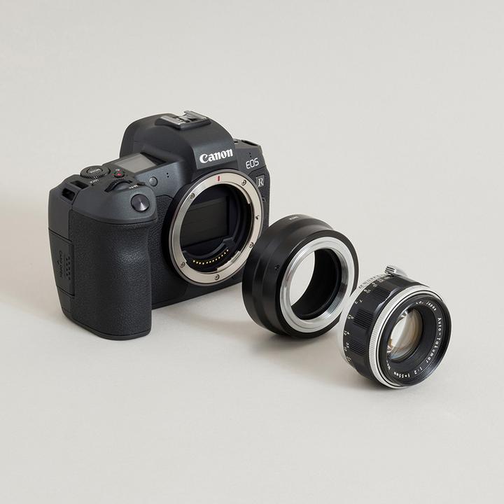 Actual product image Urth Lens Mount Adapter: Compatible with M42 Lens to Canon RF Camera Body