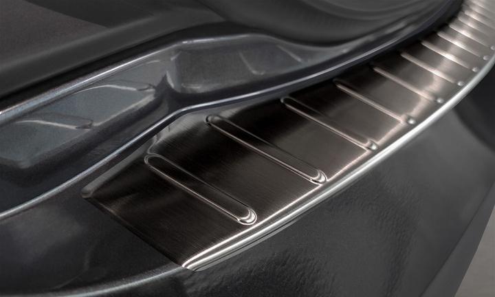 Produktbild Avisa Edelstahl Ladekantenschutz für Tesla Model S ab 2012 bis 2021 (Schwarz) (Heck)