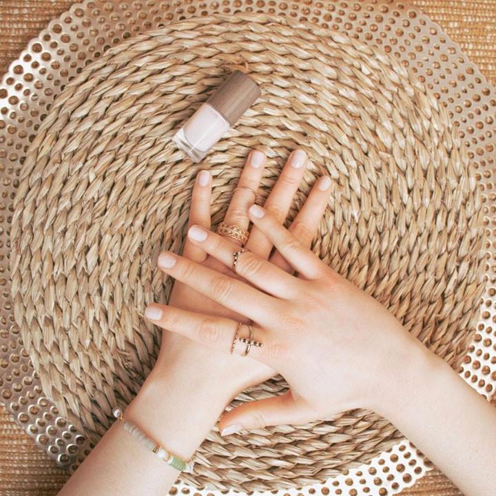 Produktbild Boho Nail Polish (Rose Blanche, Gel-Effekt Nagellack)