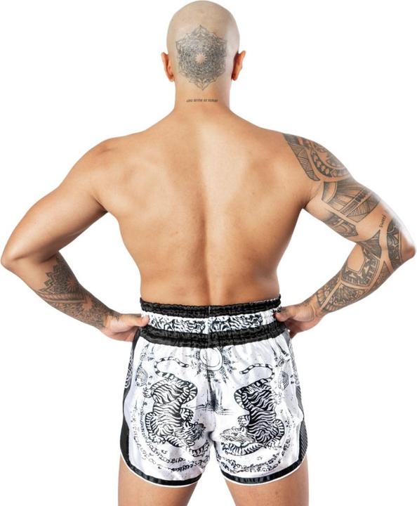 Produktbild 8Weapons 8 WEAPONS Muay Thai Shorts Carbon Sak Yant Tigers white (XL)