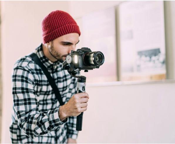Image du produit Zhiyun Crane M2S (Appareil compact, Appareil photo à objectif interchangeable, Appareil photo reflex, Caméra d'action, 1 kg)