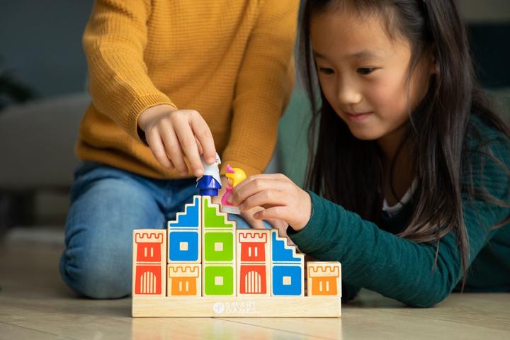 Productafbeelding Smart Games Camelot Jr. (Duits, Frans, Italiaans, Engels)