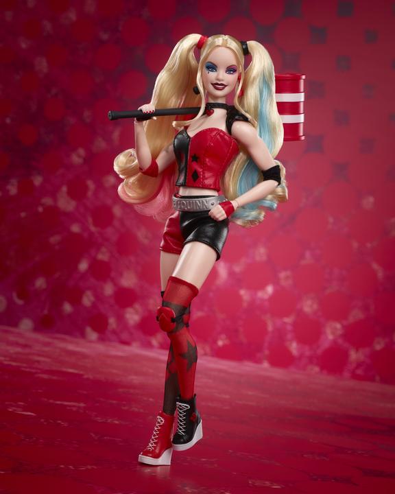 Productafbeelding Barbie Signature Harley Quinn Sammlerpuppe mit beweglichem Körper, ikonischem Outfit und Schlägel
