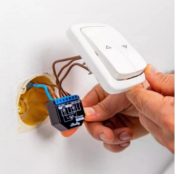 Produktbild Shelly WLAN-Schaltaktor Plus 2PM WiFi-Switch, 4 Stück (Schaltaktor)