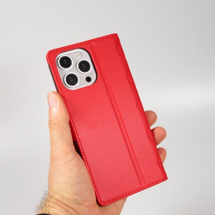 Image du produit PhoneLook Fourre Flip matelassé élégant avec fermeture magnétique et lanière et emplacements pour cartes Rouge (Apple iPhone 16 Pro Max)
