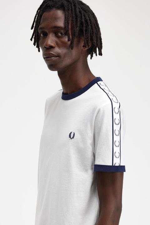 Produktbild Fred Perry T-Shirt mit kontrastfarbenen Bündchen und Streifen (XXL)