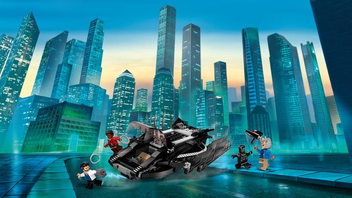 Actual product image LEGO Royal Talon Attack (76100, LEGO Marvel)
