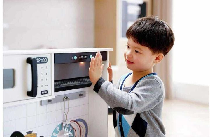 Actual product image Hape Modern smart kitchen