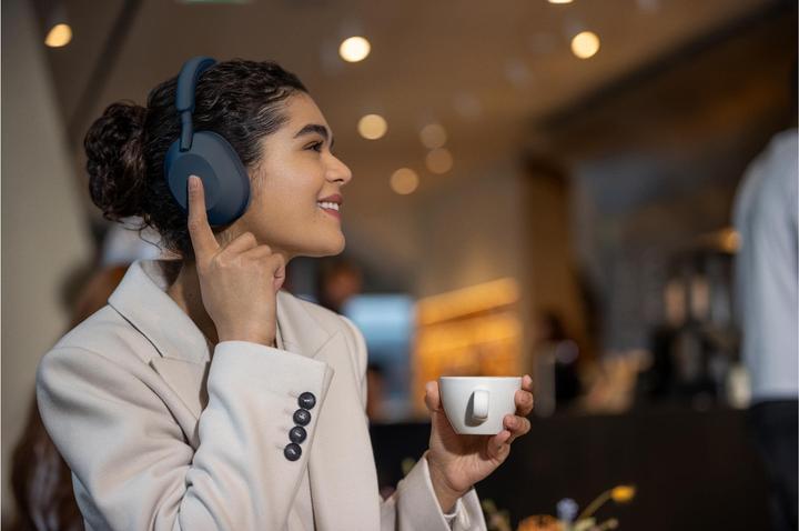 Image du produit Sony WH-1000XM5 (NC, 30 h, Sans fil, Filaire)