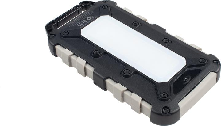 Actual product image Xtorm FS305 Solar Robust (10000 mAh, 37 Wh)