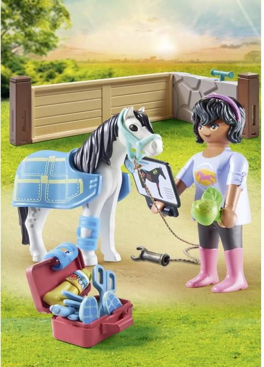 Actual product image Playmobil Equine therapist (71497, Playmobil Horses of Waterfall)