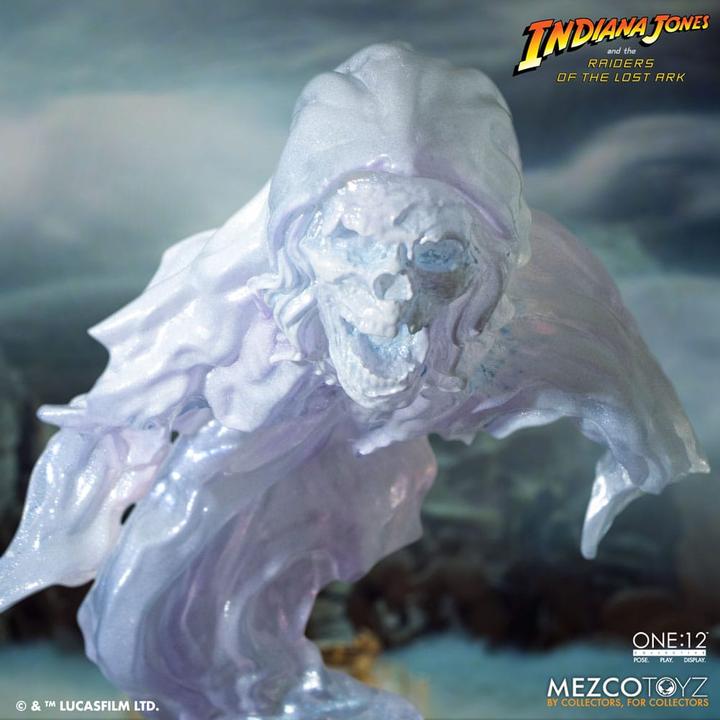 Actual product image Mezco Toys Indiana Jones Action Figure 1/12 Major Toht and Ark of the Covenant Deluxe Boxed Set 16 cm