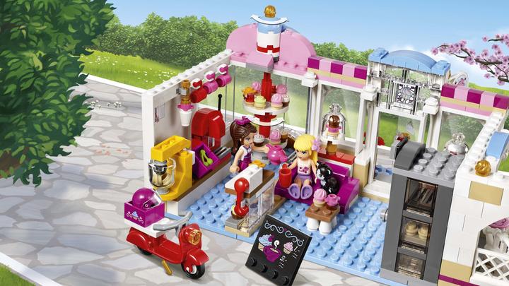 Actual product image LEGO Heartlake Cupcake Café (41119, LEGO Friends)