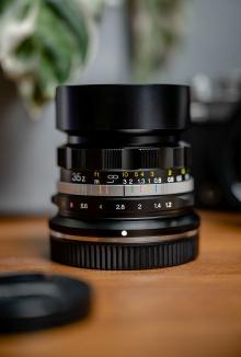 Image du produit Voigtländer Nokton D35mm / 1.2 noir (Nikon Z, APS-C / DX)