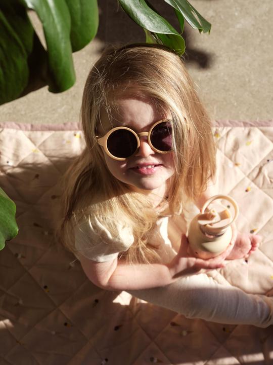 Produktbild Filibabba Kindersonnenbrille aus recyceltem Plastik 4-7 Jahre - Toasted Almond