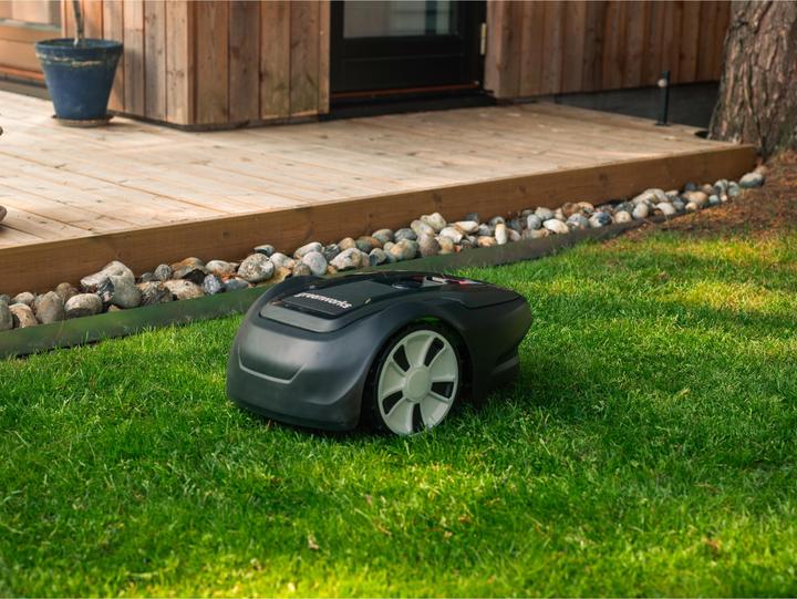 Actual product image Greenworks Robotic lawnmower OptiMow 4 (450 m²)