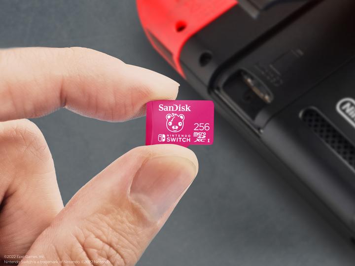 Produktbild SanDisk Nintendo Switch Card Fortnite Edition (256 GB, microSDXC, U3, UHS-I)