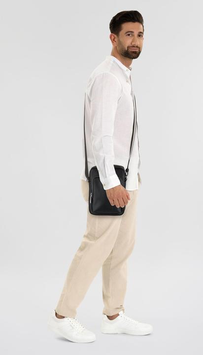 Actual product image Guess Milano shoulder bag 20 cm