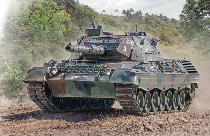 Actual product image 1:35 KPz Leopard 1A5 WA