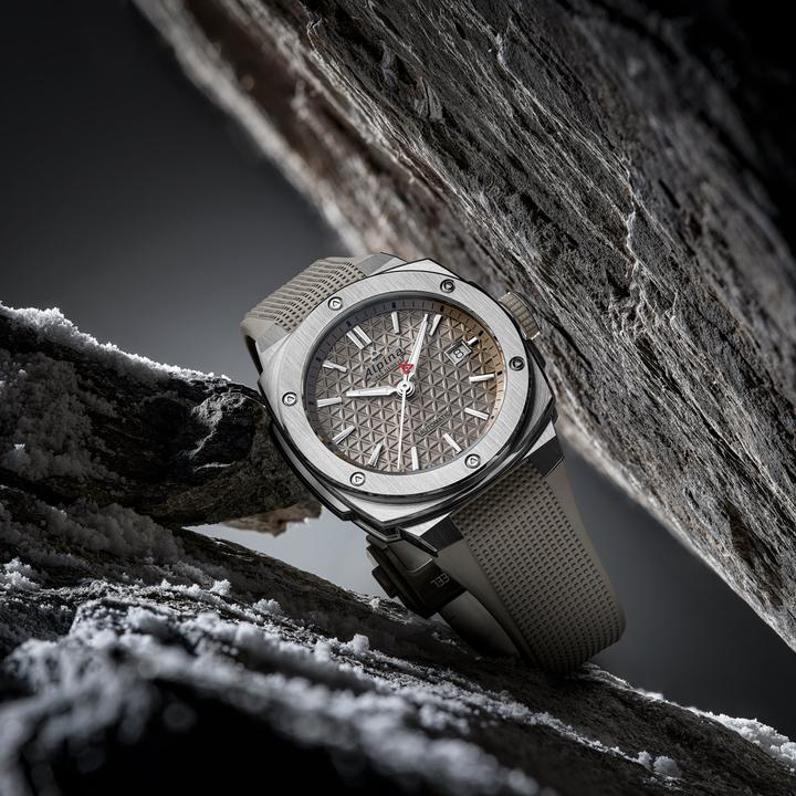 Produktbild Alpina Watch Alpiner Extreme Automatic (Taucheruhr, 39 mm)