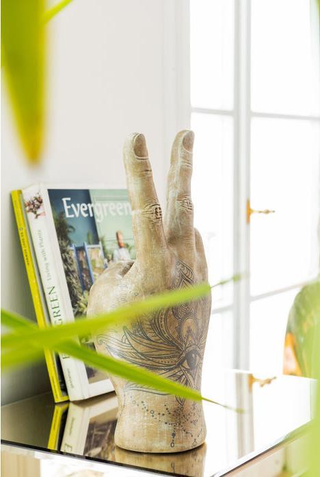 Produktbild Kare Design Deko Hand Victory Tattoo Eye 36cm