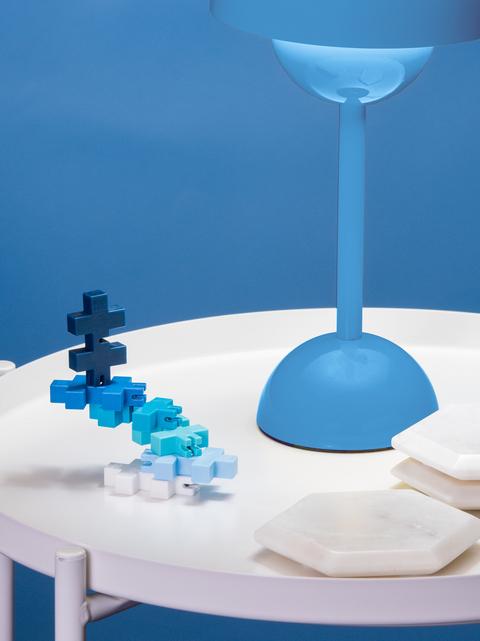 Actual product image Plus-Plus Hexel Flex building blocks, blue
