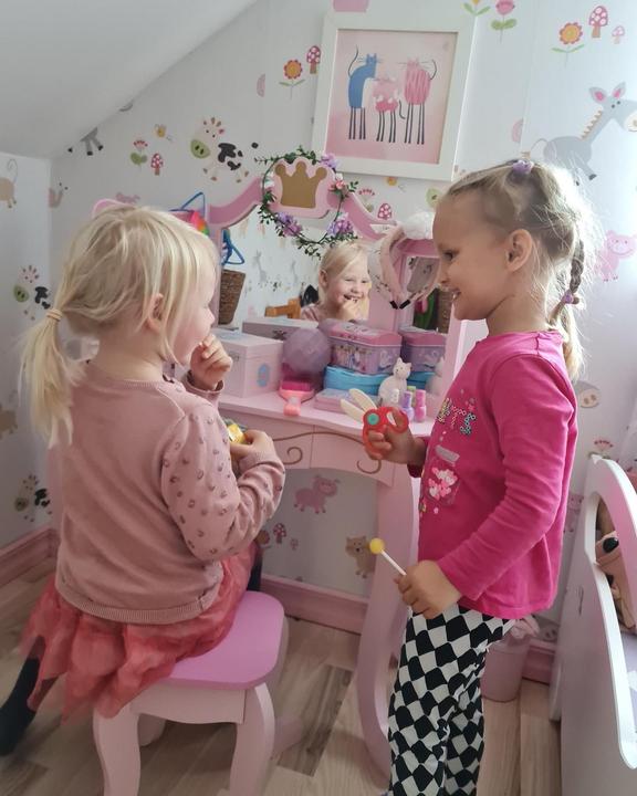 Immagine prodotto KidKraft Toeletta da principessa (Divano per bambini)
