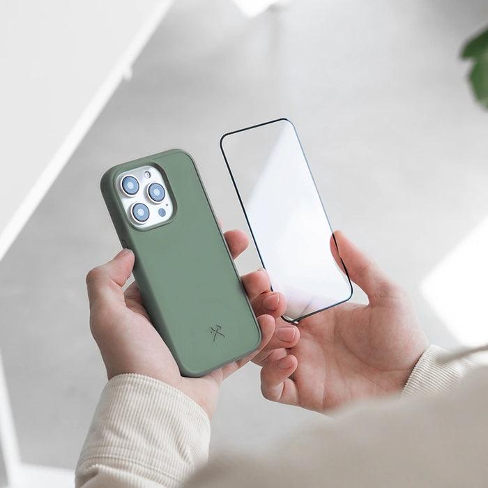 Actual product image Woodcessories Premium Glass 3D (1 Piece, Apple iPhone 14 Pro)
