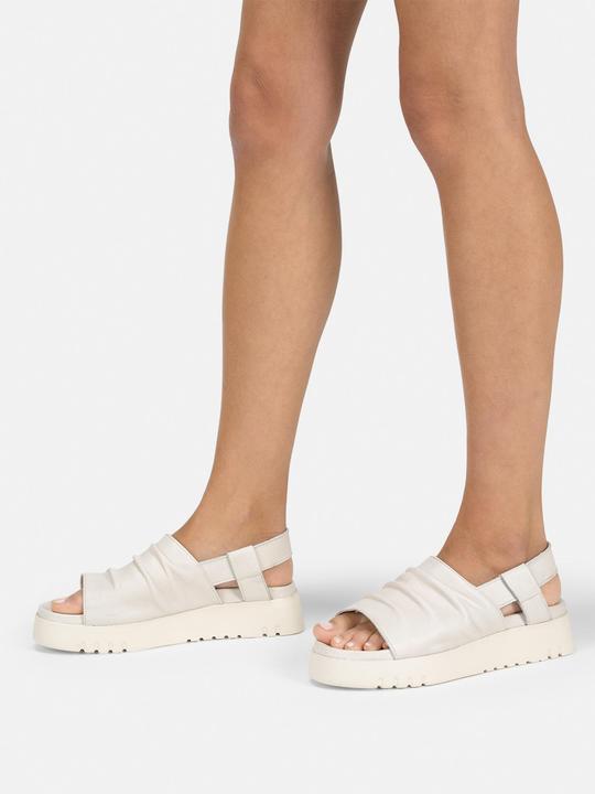 Image du produit Felmini Nancy D818, une sandale sportive qui incarne l'alliance parfaite du style et du confort. (38)