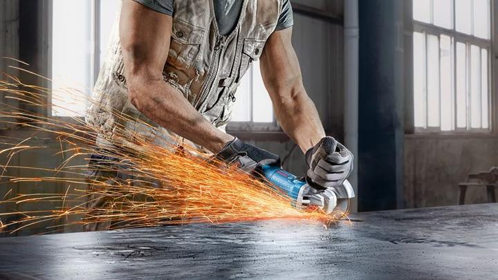 Produktbild Bosch Professional Combo Kit: 2-tlg. Winkelschleifer-Set: GWS 20-230 J + GWS 880 (230 mm)