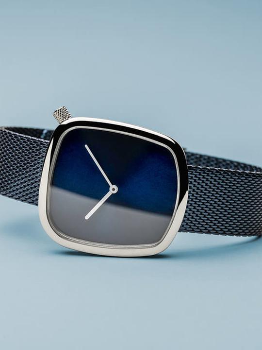 Actual product image Bering Classic (Analogue wristwatch, 34 mm)