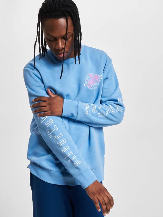 Actual product image Levis T2 Graphic Crew Sweater - 94173 (S)