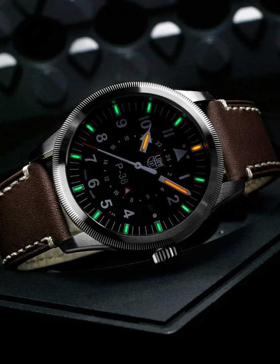 Image du produit Luminox P-38 Lightning Gmt 9520 Series (Montre pilote, 42 mm)