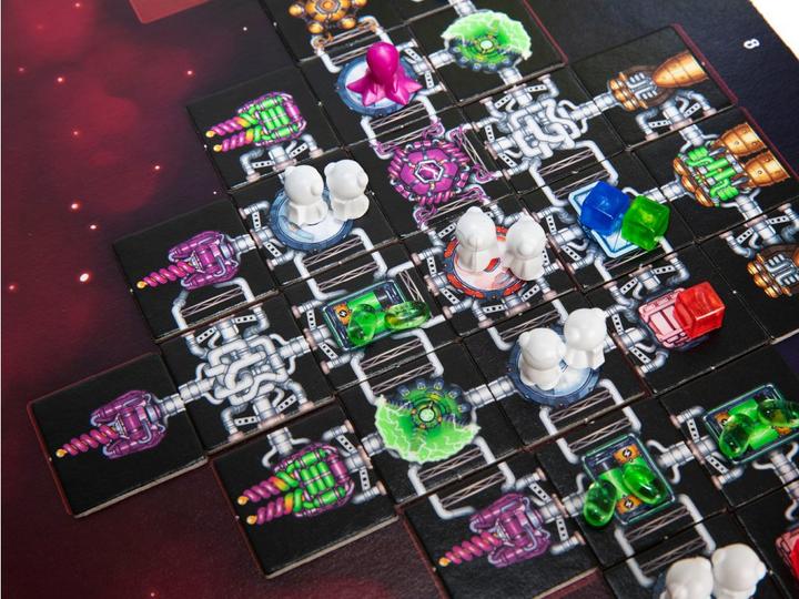 Actual product image Czech games edition Galaxy Trucker 2nd Edition (German)