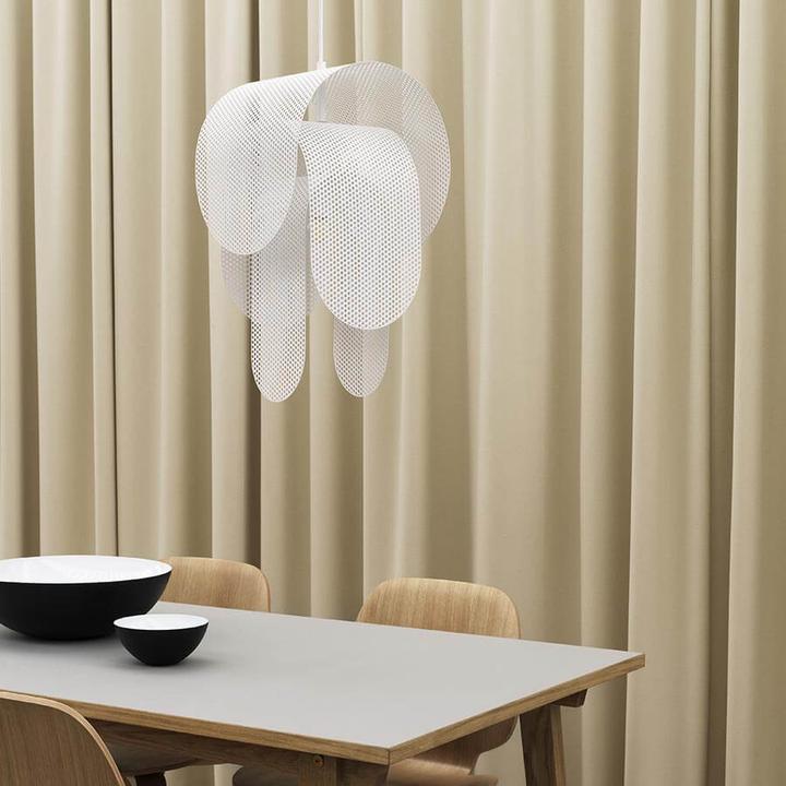 Actual product image Normann Copenhagen Super pose (E27)