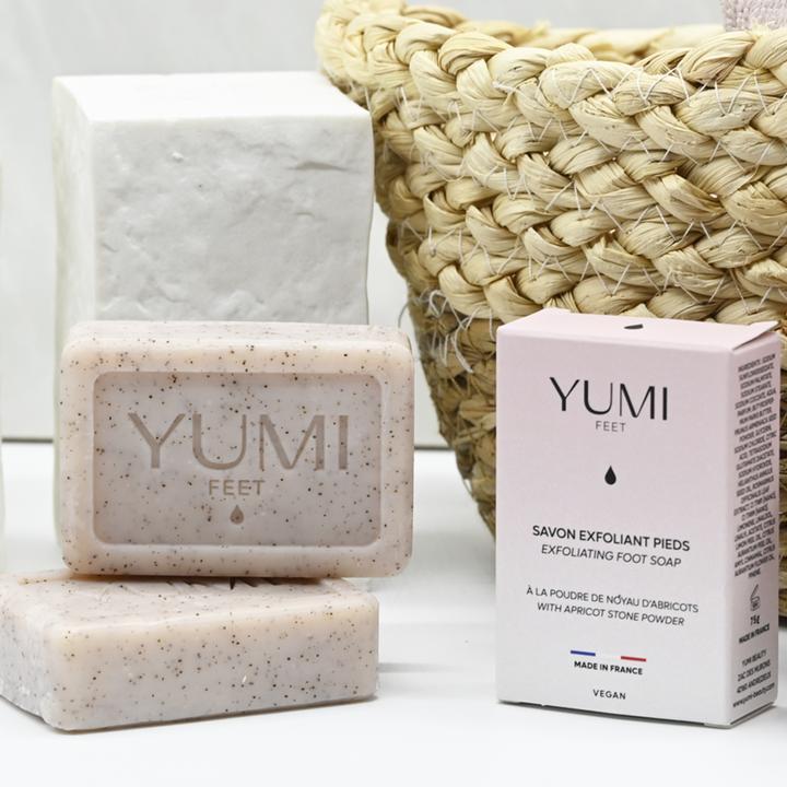 Immagine prodotto Yumi Exfoliating Foot Soap (Pediluvio)