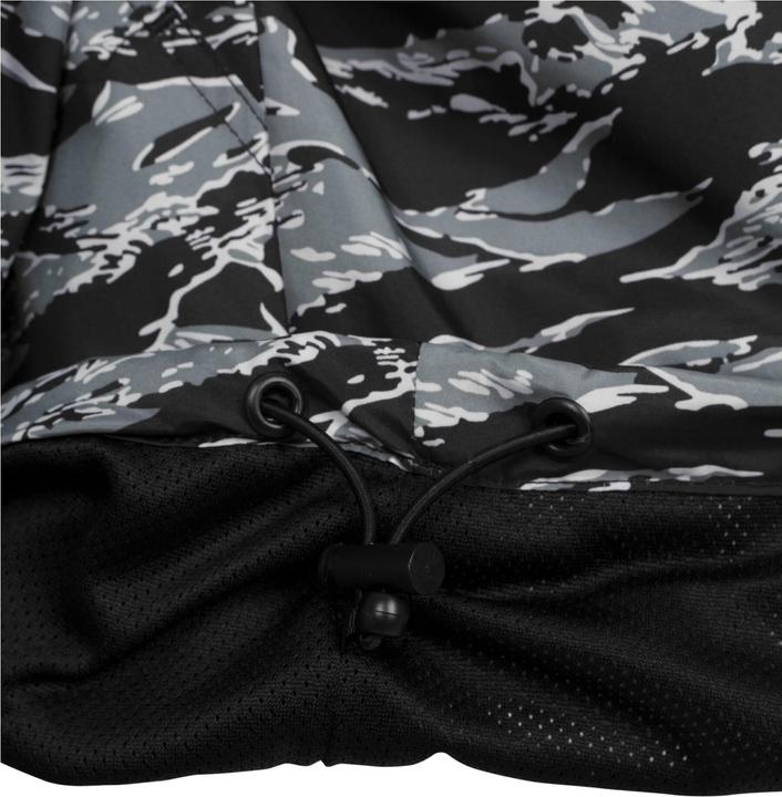 Produktbild Urban Classics Tiger Camo Pull Over (L)
