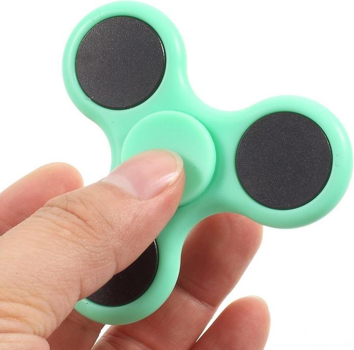 Produktbild Cover-Discount Fidget Spinner Anti-Stress Fidget Tri-Spinner leuchtend grün