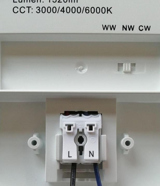 Produktbild Z-Licht Decken- und Wandleuchte, FlachLED Trio 18W 3/4/6000K (1980 lm)
