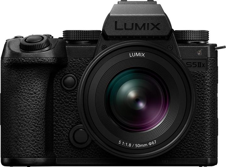 Panasonic Lumix DC-S5 Mark IIx + S 50 mm f/1,8 (50 mm, 24.20 Mpx, Vollformat)