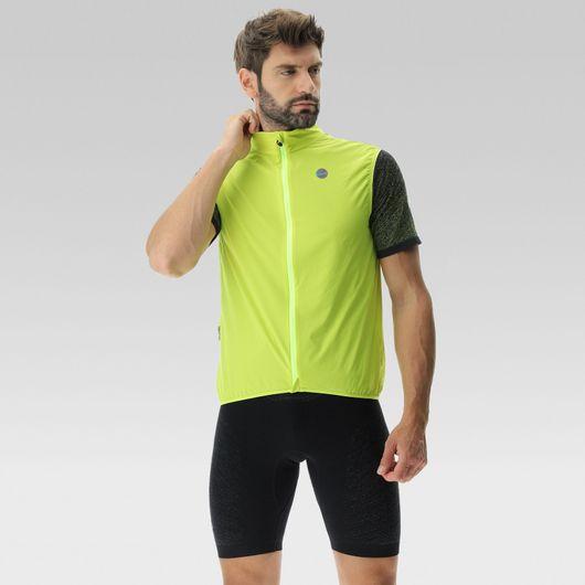 Actual product image UYN Masterwind running waistcoat (XXL)