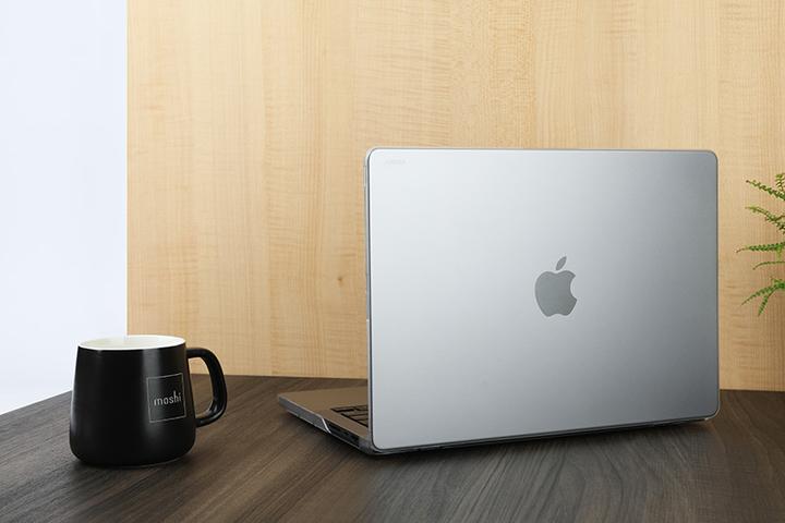 Image du produit Moshi Étui rigide iGlaze - Obudowa MacBook Pro 14" (2021) (Stealth Clear)" (14", Apple)
