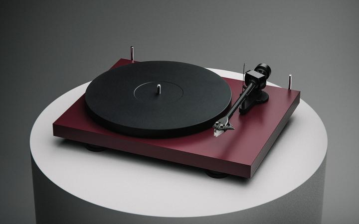 Actual product image Pro-Ject Debut Evo 2 (Manual)