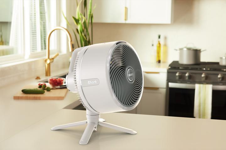 Produktbild Shark FA220EU FlexBreeze (58.70 dB)