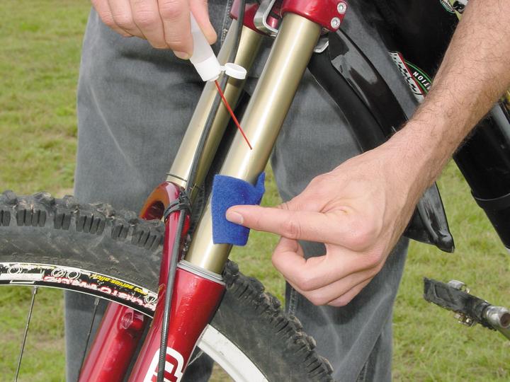 Produktbild Finish Line Stanchion Lube 15 g (35000 ml, Gabel-/Dämpferöl)